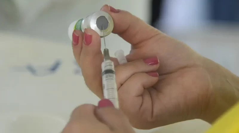 Covid-19: casos e mortes pela doença recuam mais de 12% na média móvel; influenza e VSR seguem em alta